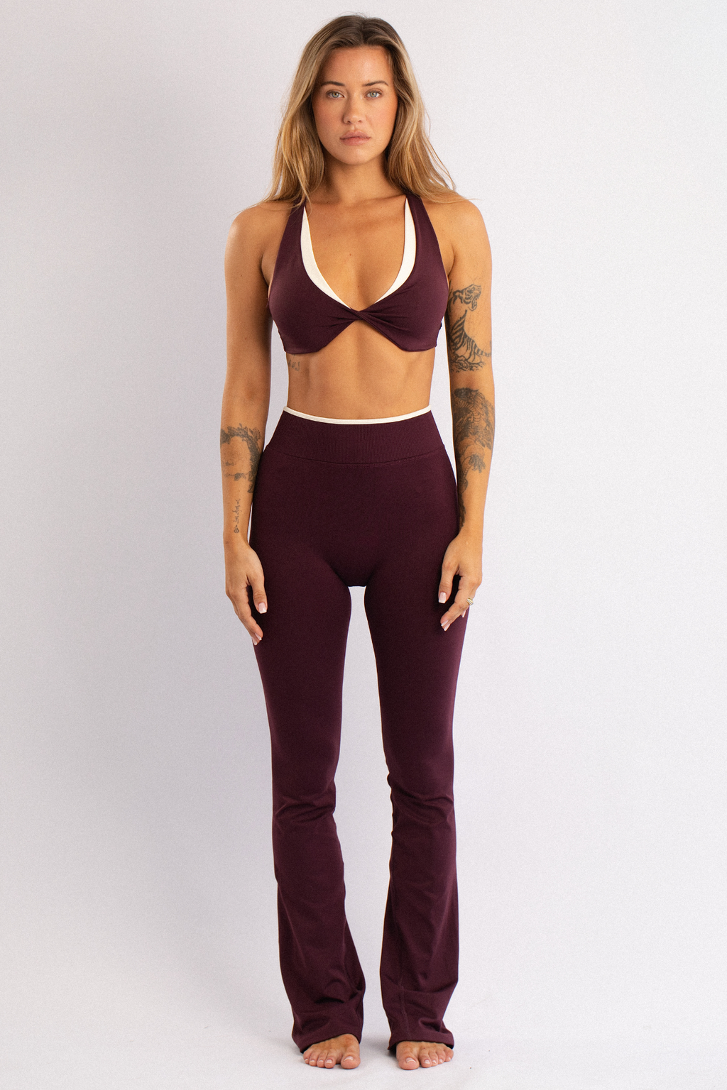 Two-Tone V-Cut Waistband Flare Leggings Burgundy