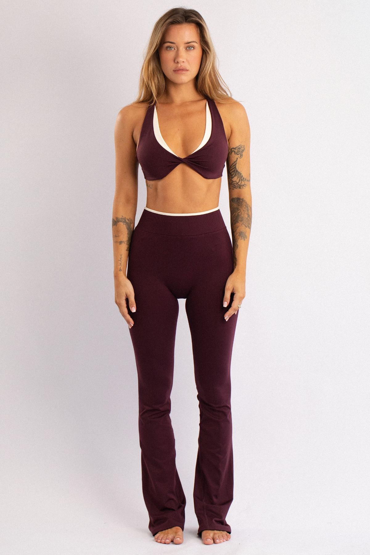 Two-Tone V-Cut Waistband Flare Leggings Burgundy