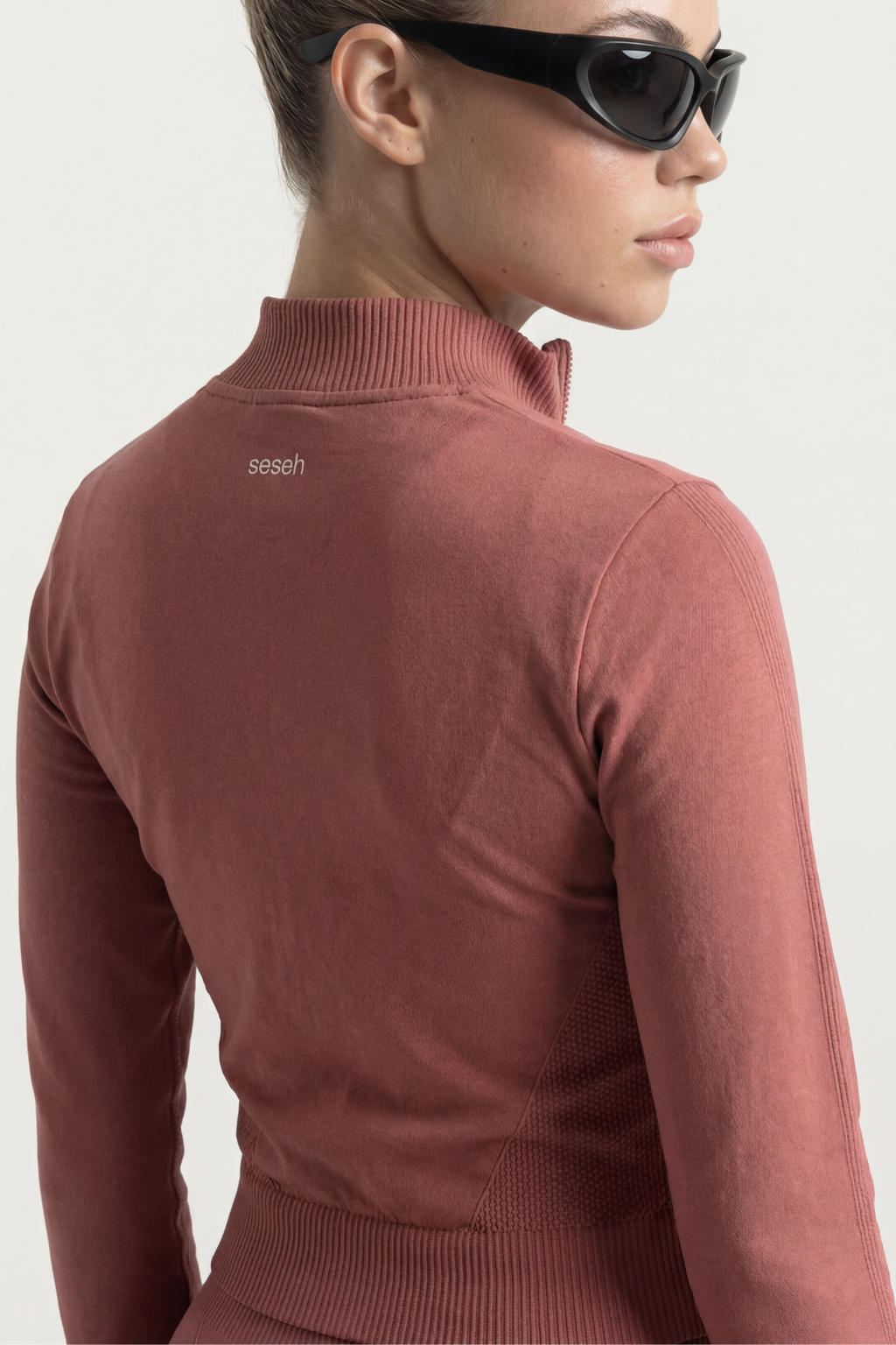 FREYA – Dusty Rose Seamless Zip Jacket