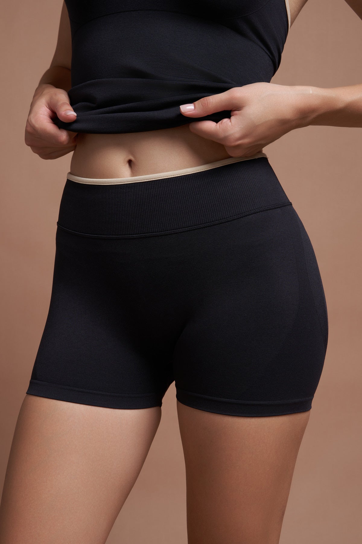 Valora Two Tone Black Seamless Sculpting Tank Top