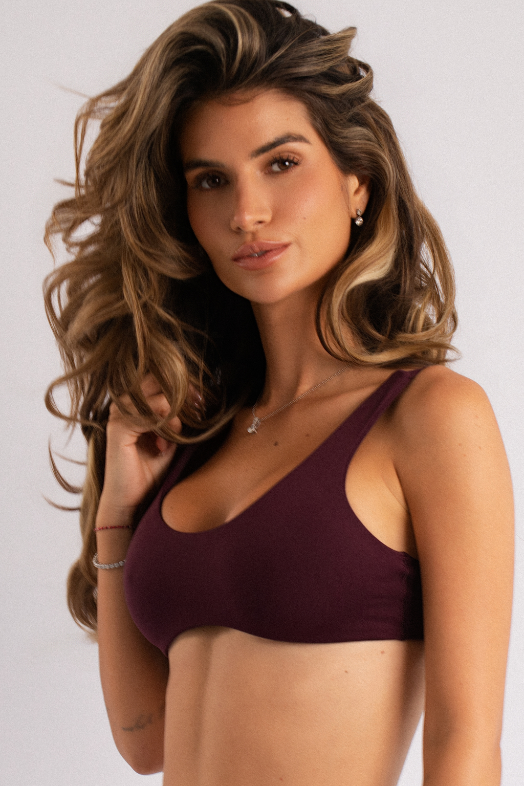 Seamless Scoop Sports Bra Burgundy